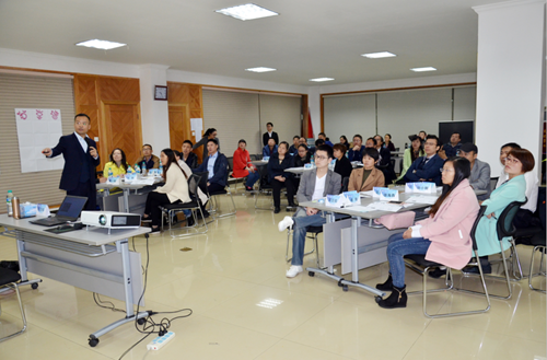 仁和干校17期中層管理干部培訓班圓滿結業(yè)