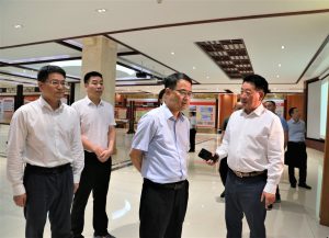 宜春市委副書記、代市長譚贛明視察仁和集團(tuán)