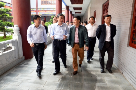 1431497749439005450.jpg 江西省政協主席黃躍金視察仁和集團 (1).jpg